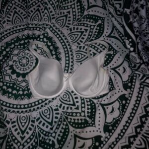 Women’s bra sz 38DDD Cacique white